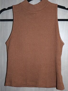 Old Navy Ribbed Mock Neck Tank Top - Brown